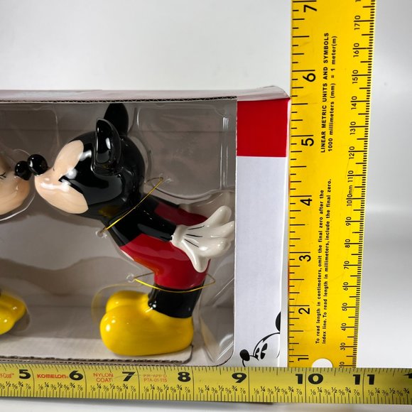 Disney Kissing Mickey Minnie Mouse Ceramic Salt Pepper Shakers Set of 2 - Picture 13 of 14
